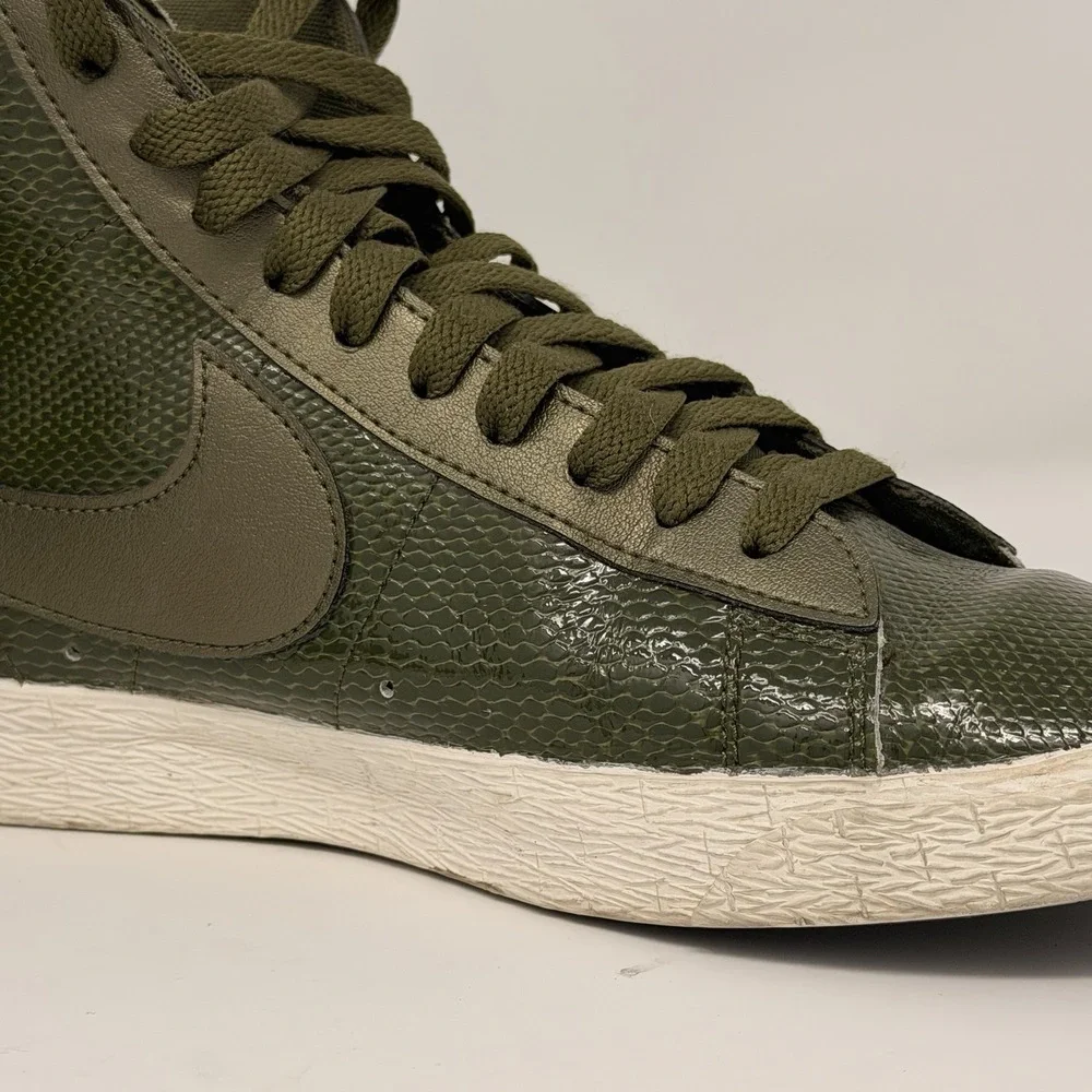 Nike Blazer Mid Leather Premium Snake Women's‎ US 8.5 Olive Green 685225-300
